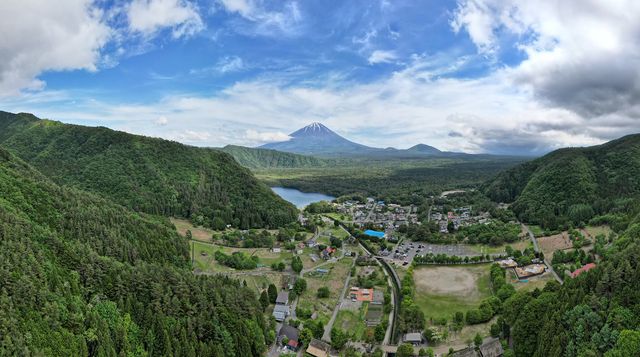 Traditional village scenery near Lake Saiko